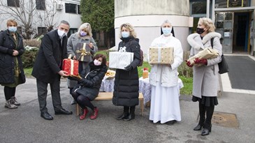 Povjerenstvo Grada Zagreba HLK zagrebačkim vrtićima doniralo „Dječje čitanke o zdravlju“