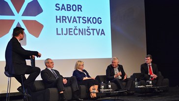 Bivši ministri zdravstva žustro o aktualnoj zdravstvenoj politici na 1. Saboru hrvatskog liječništva