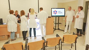 Hrvatska liječnička komora niz posjeta većim zdravstvenim ustanovama započela danas na Rebru