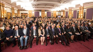 U prepunoj Kristalnoj dvorani hotela Westin predstavljena knjiga o Vukovaru i vukovarskoj bolnici